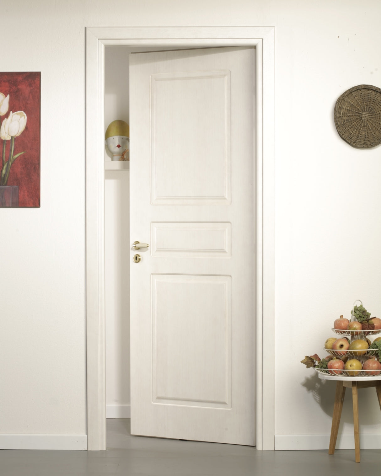 Pantographed Hinged Door in White Pickled Wood